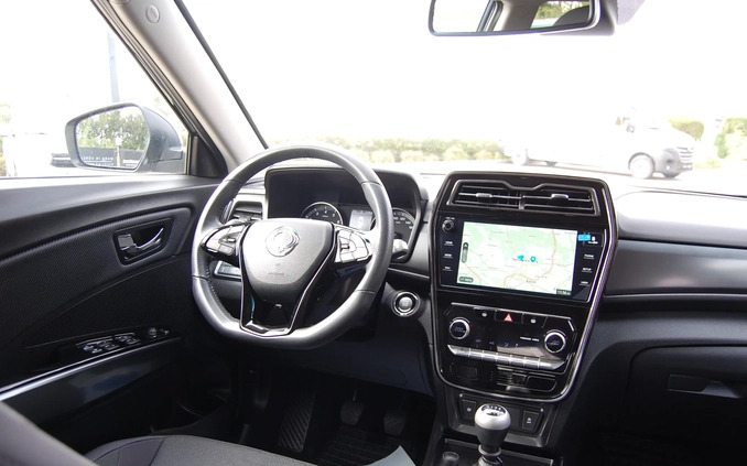 SsangYong Tivoli cena 89999 przebieg: 15000, rok produkcji 2022 z Boguchwała małe 154